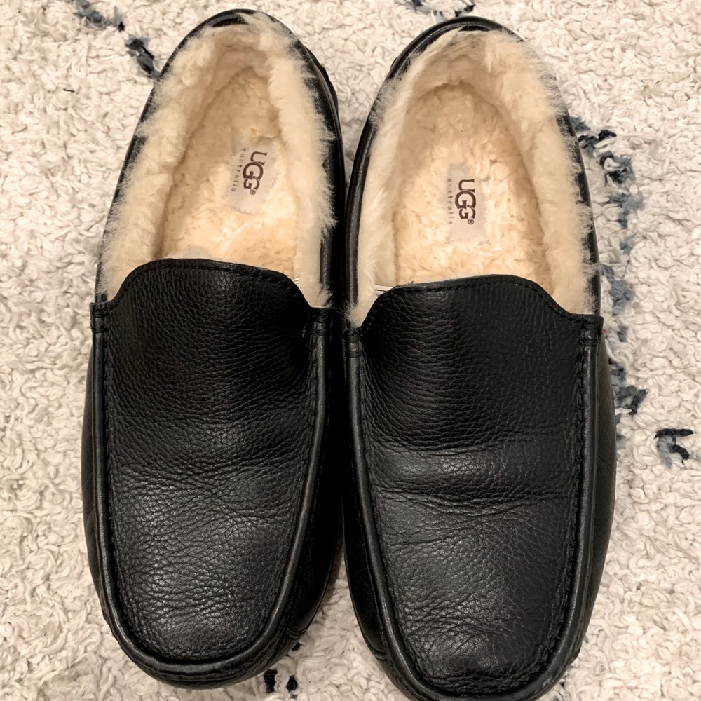 Ugg Ascot Leather Black 11 M